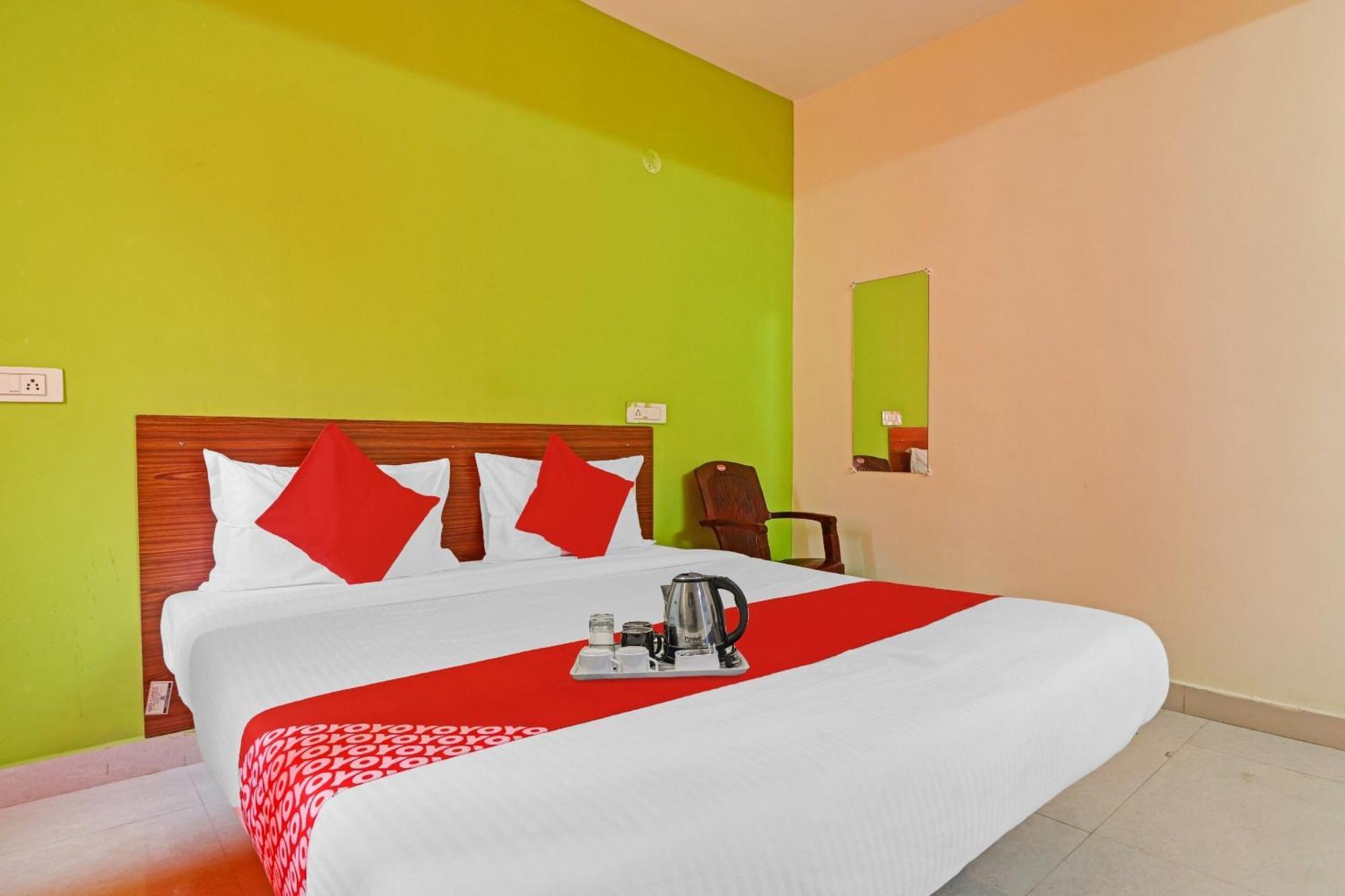 Super Hotel O Dk Reddy Square Haydarabad Dış mekan fotoğraf