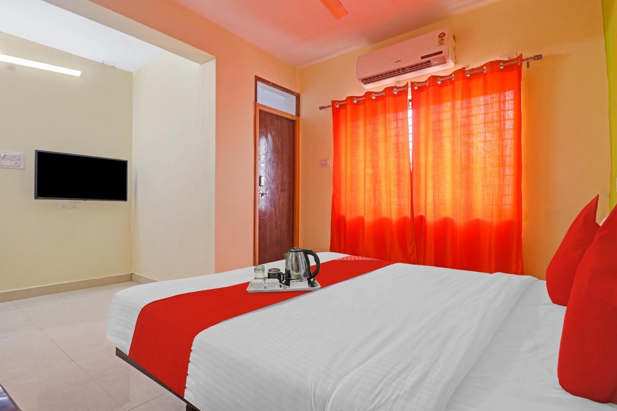 Super Hotel O Dk Reddy Square Haydarabad Dış mekan fotoğraf